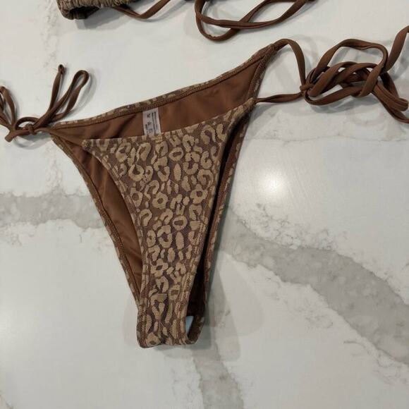 SHEIN Sexy Leopard Print Halter Triangle Bikini Set Womens Small Brown/Gold Swim - Picture 3 of 9